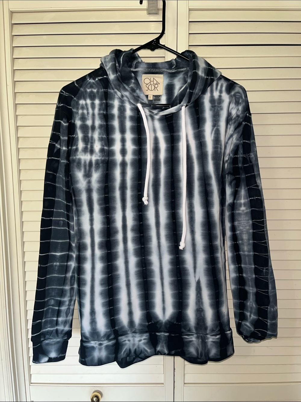 Chaser women’s Navy & White Tie-Dye Hoodie